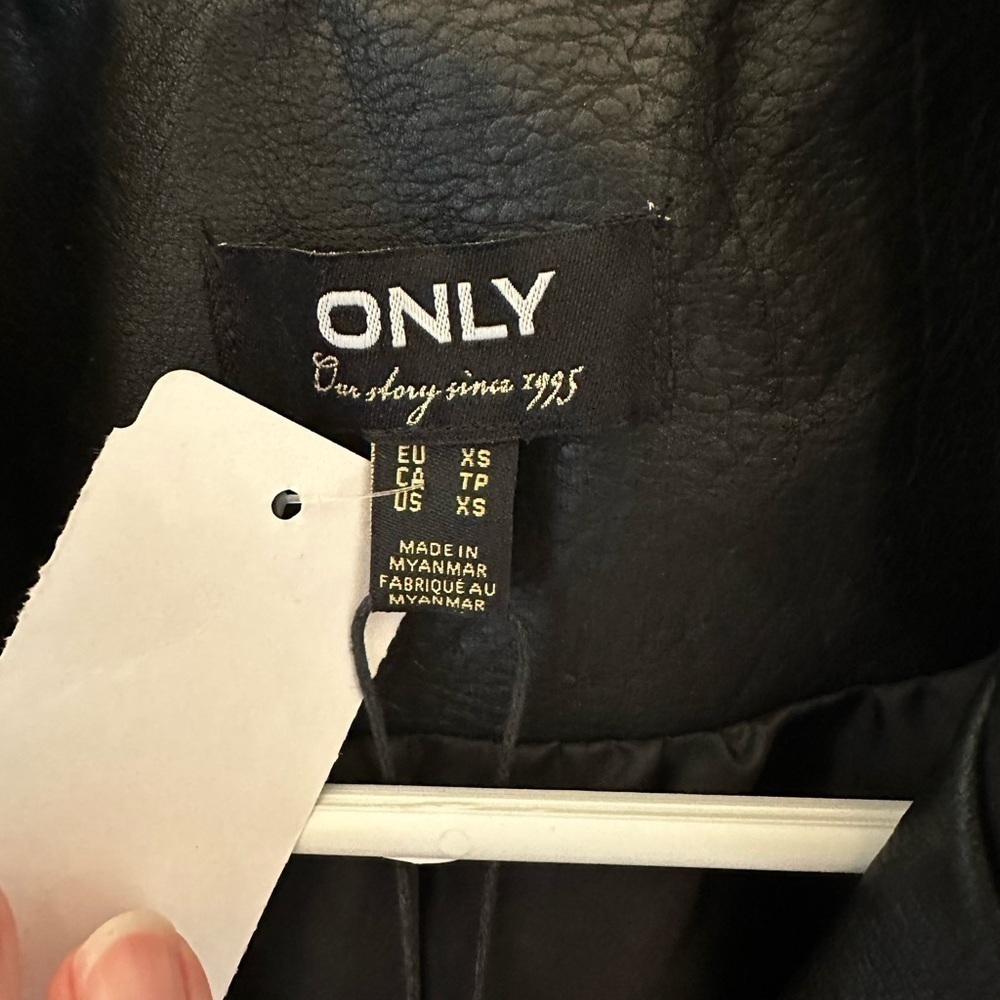 Only vegan leather biker black/white extra small - Picture 3 of 6